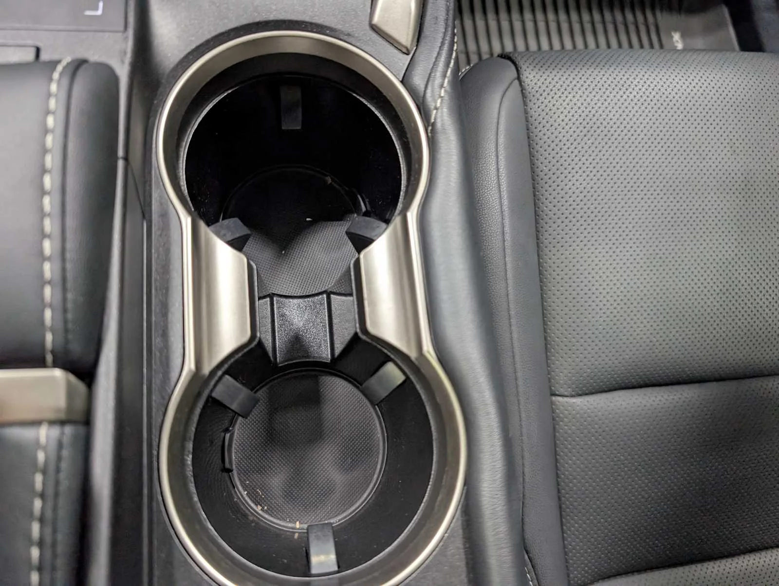 Used 2021 Atomic Silver Lexus  image 28