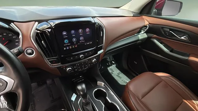 Used 2021 Cajun Red Tintcoat Chevrolet High Country image 25