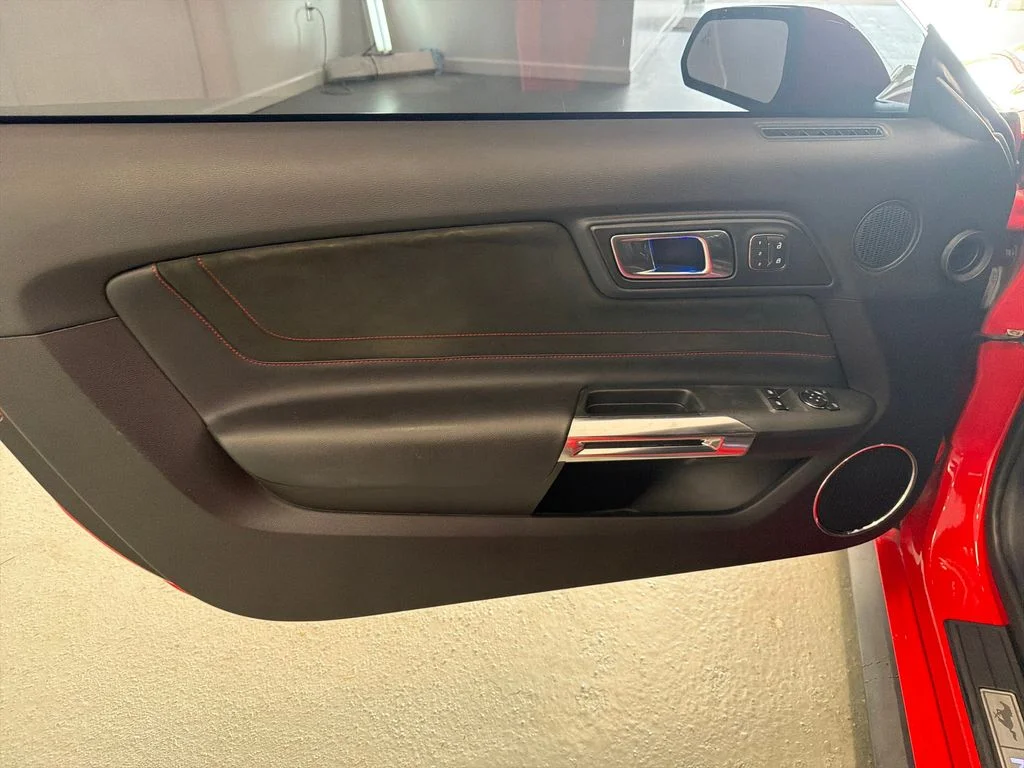 Used 2019 Red Ford GT Premium image 11