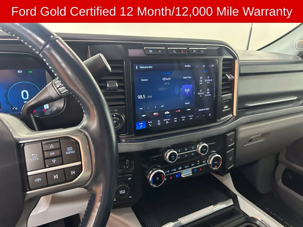 Used 2024 Gray Ford Limited image 3