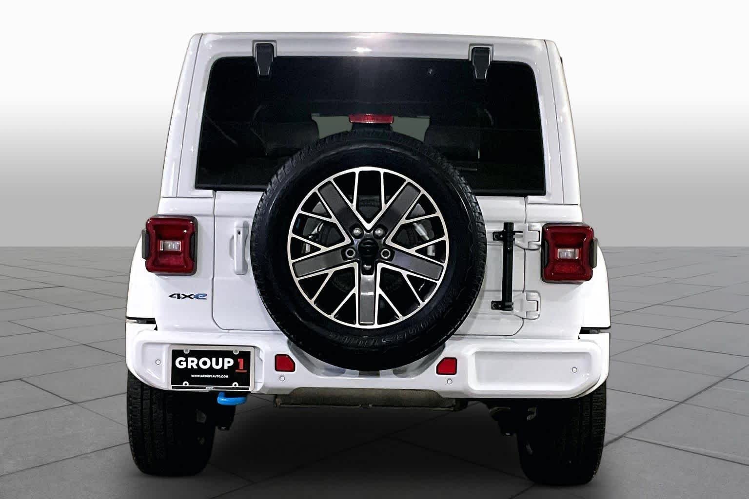 Used 2022 Bright White Clearcoat Jeep Unlimited Sahara High Altitude image 4