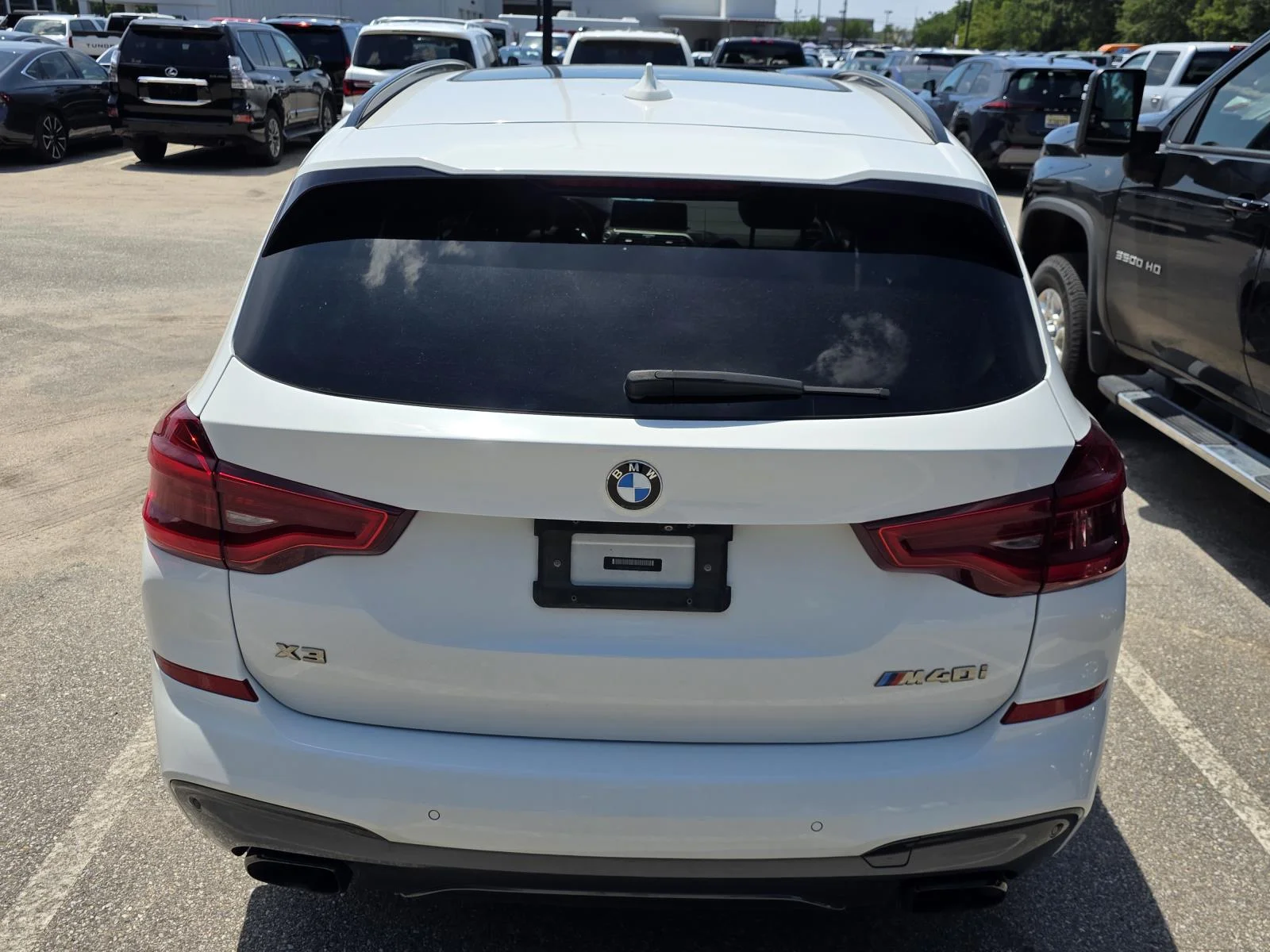 Used 2019 Alpine White BMW M40i image 3