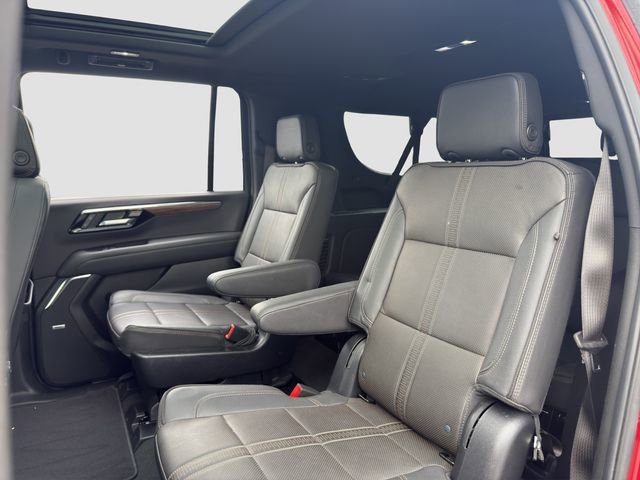 2025 Chevrolet Suburban High Country - Photo 13