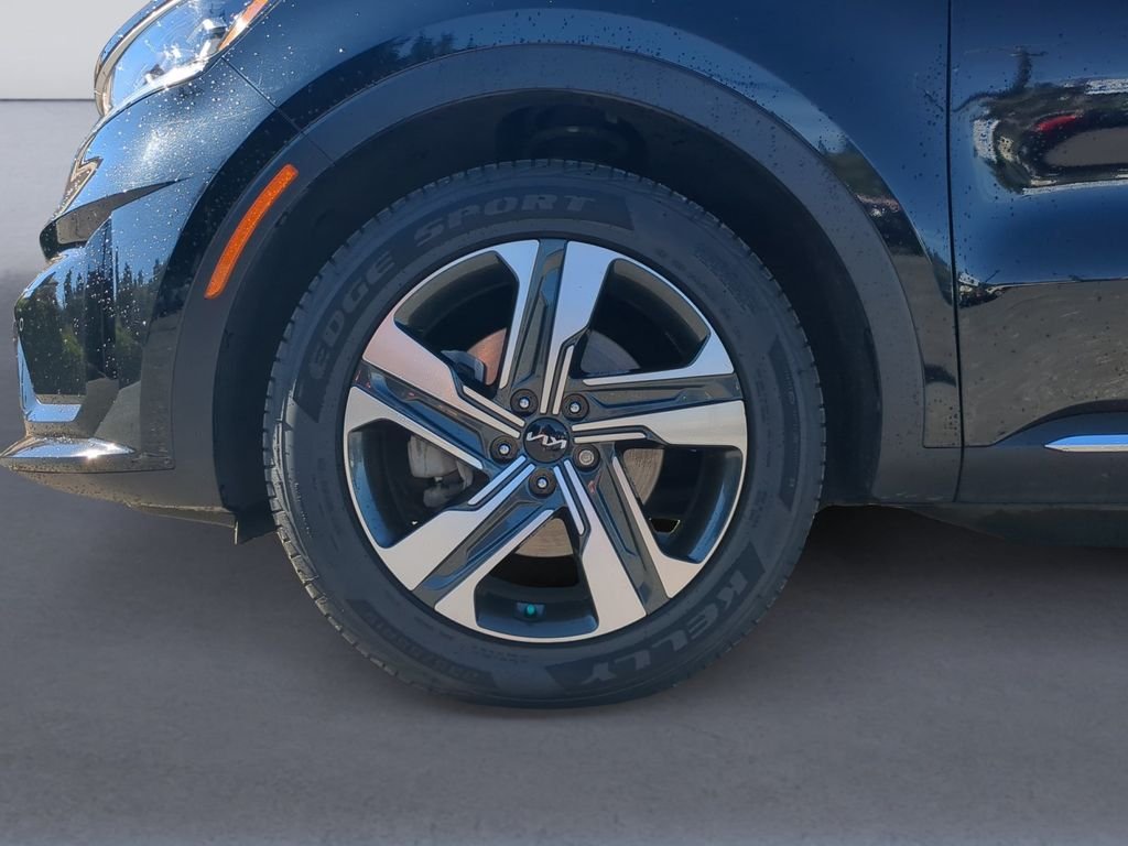 Used 2023 Aurora Black Kia SX Prestige image 11