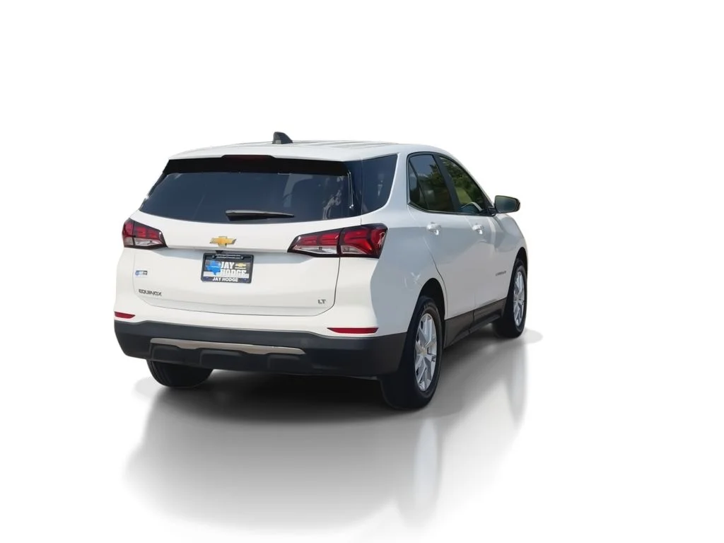Used 2022 White Chevrolet LT image 8