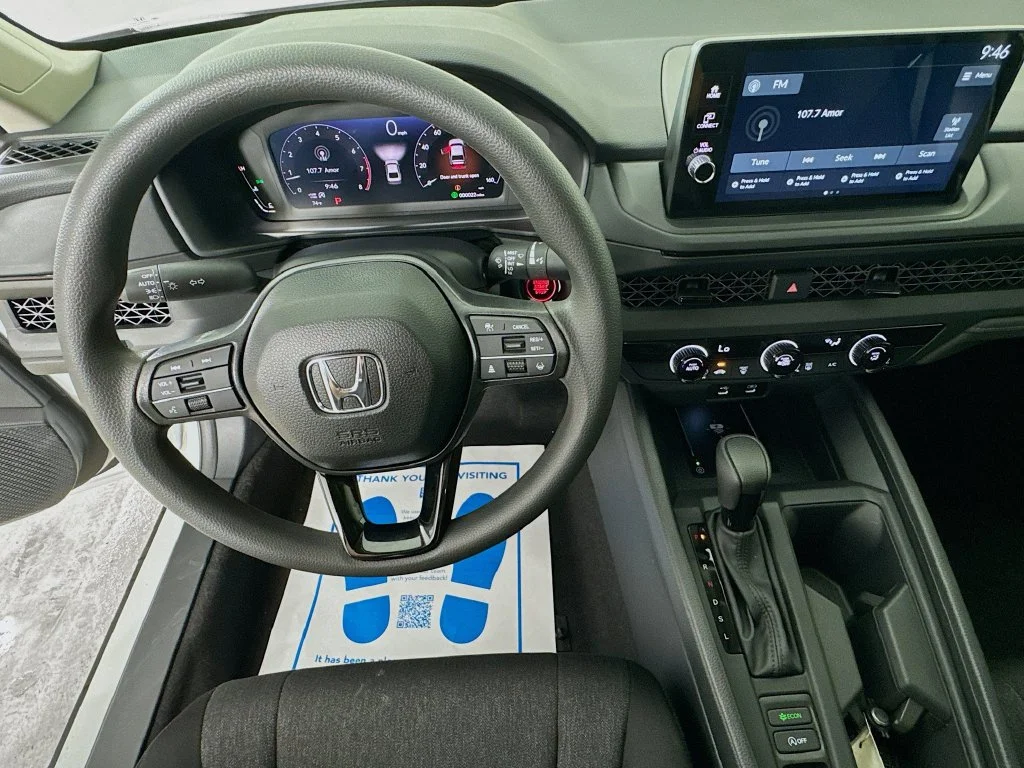 New 2026 Platinum White Pearl Honda LX image 16