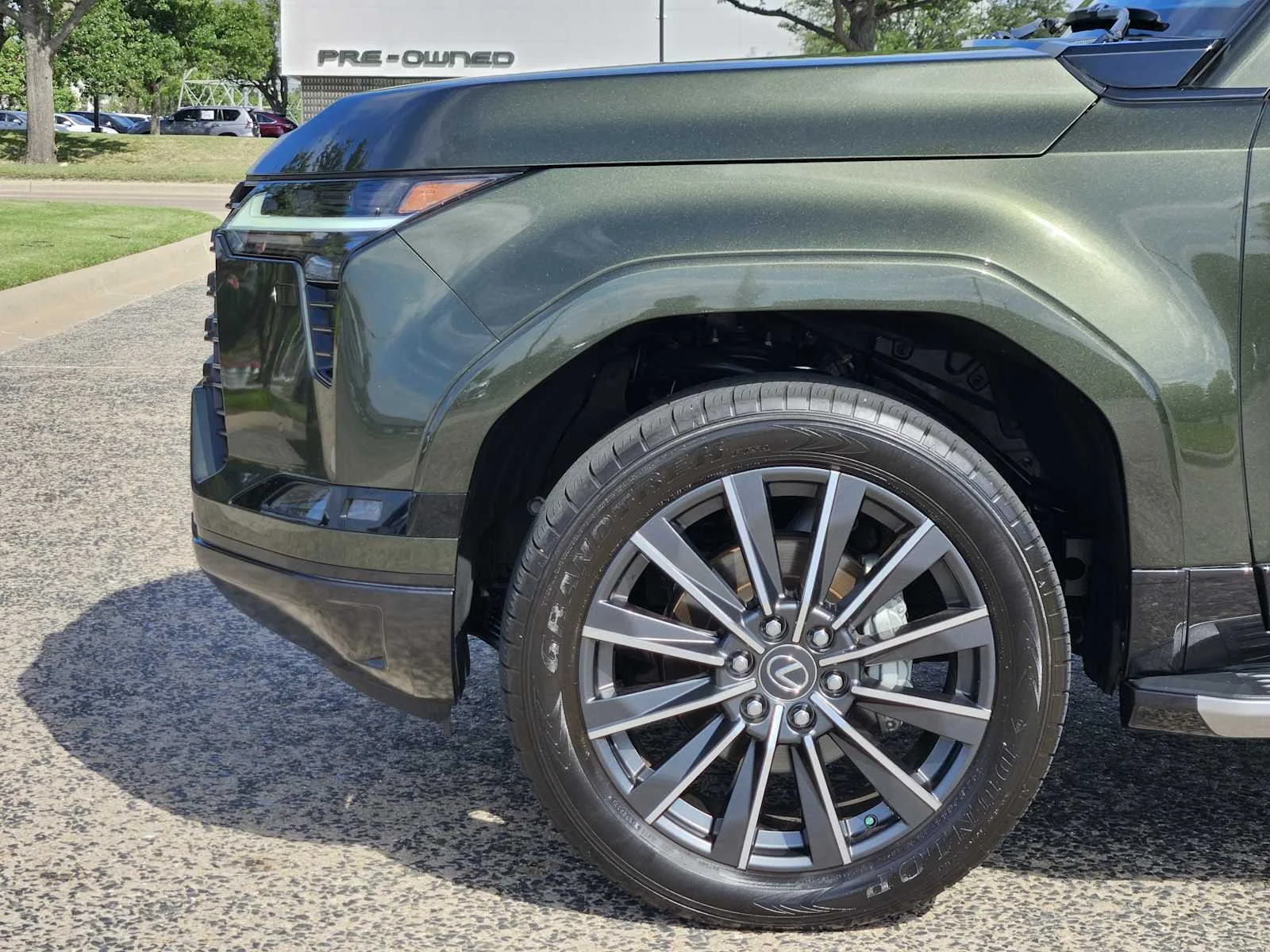 Certified Used 2024 Nori Green Pearl Lexus Luxury image 5