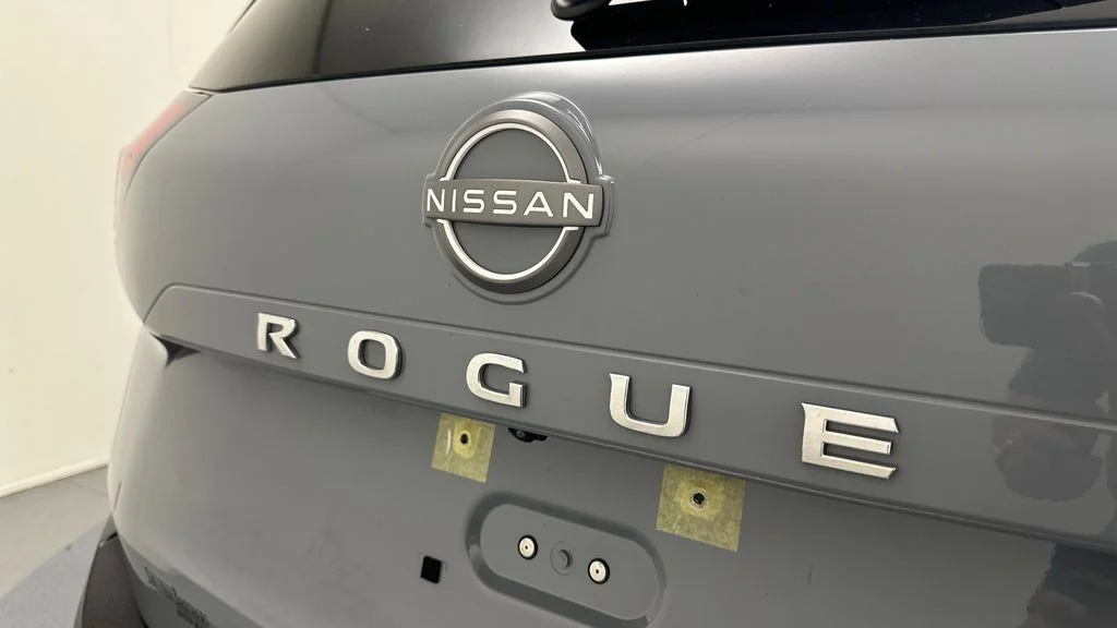 Certified Used 2023 Gray Nissan Platinum image 20