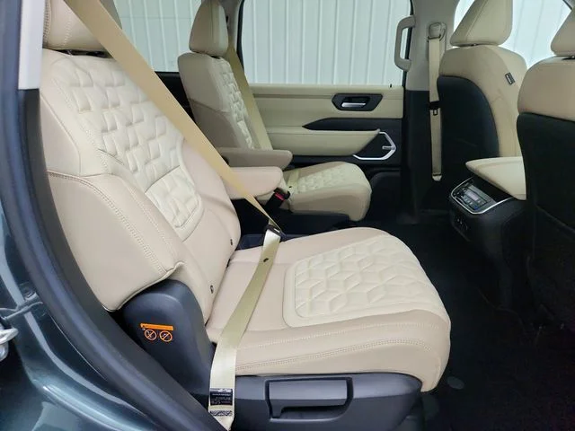 New 2026 White Nissan Platinum Reserve image 42