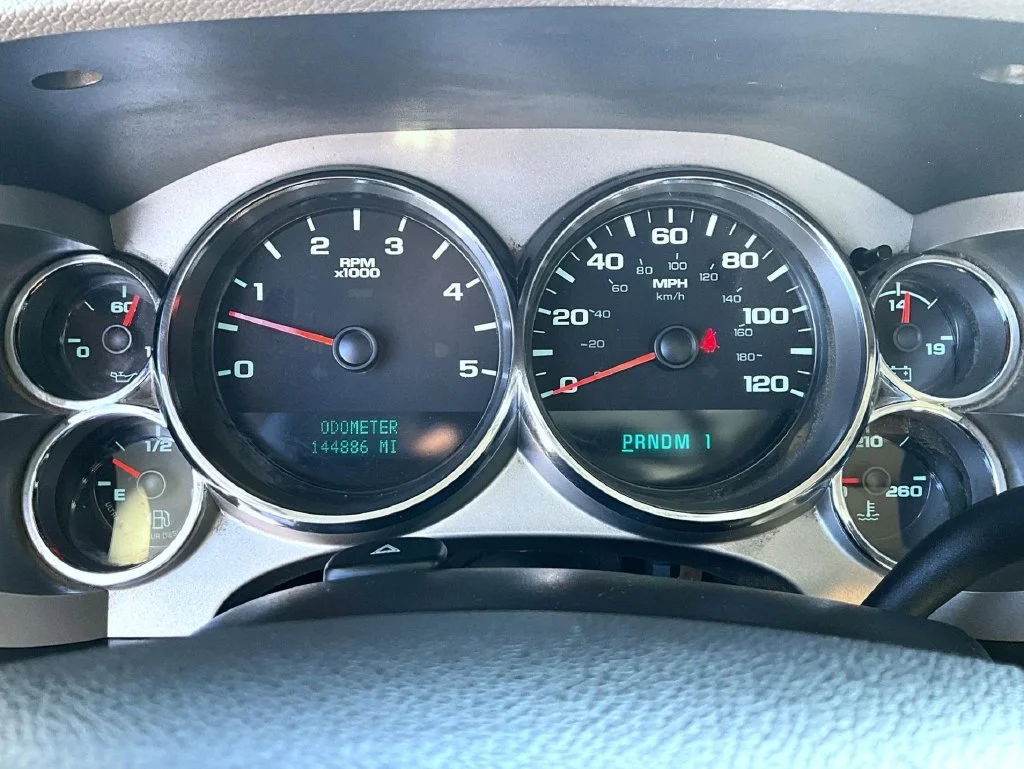 Used 2013 White Chevrolet Work Truck image 13
