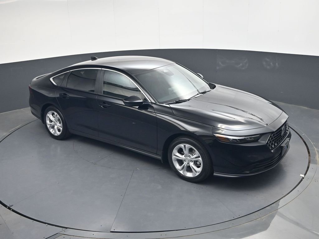 Used 2026  Honda LX image 18