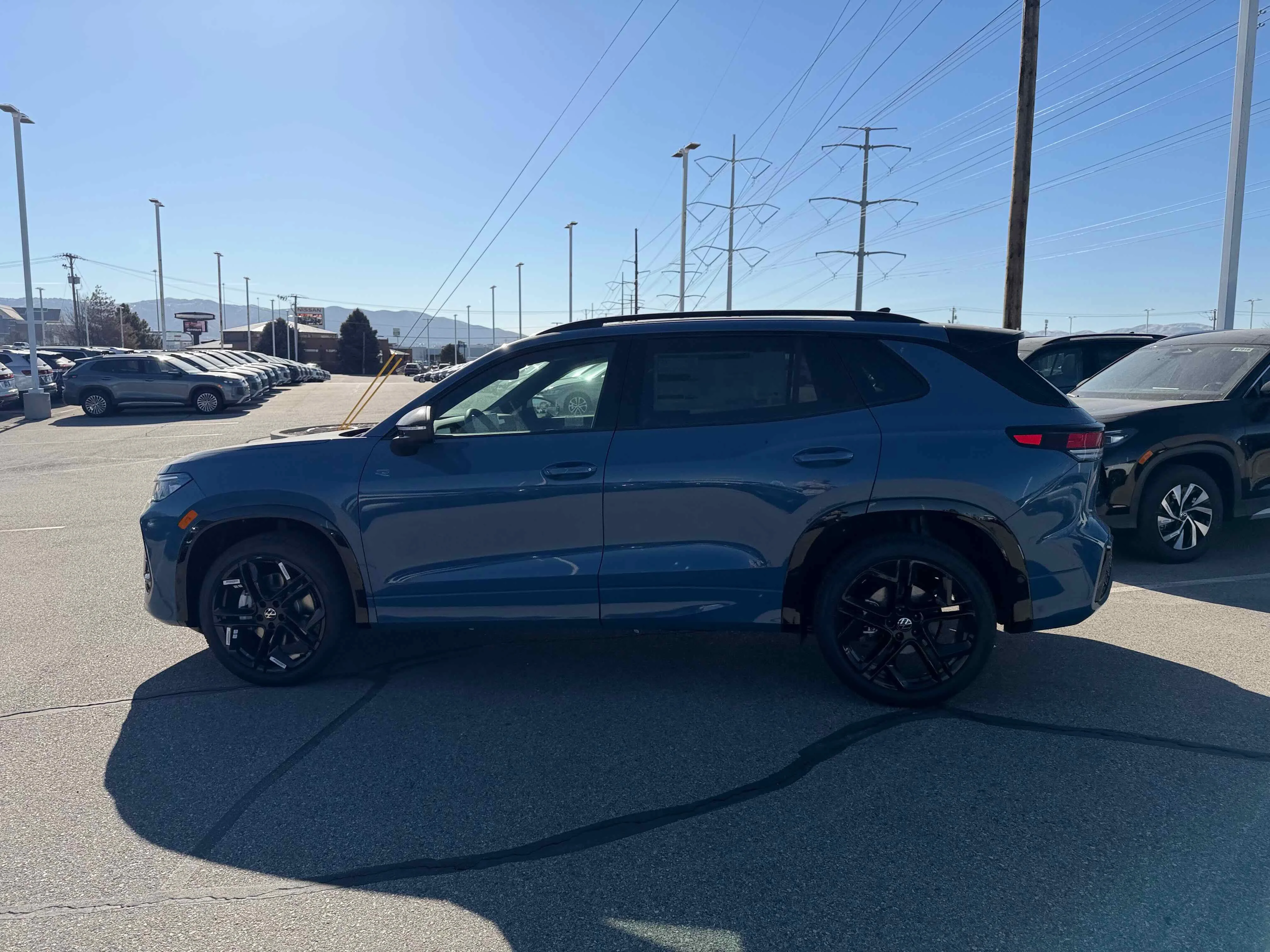 New 2026 Blue Volkswagen SE R-Line Black image 6
