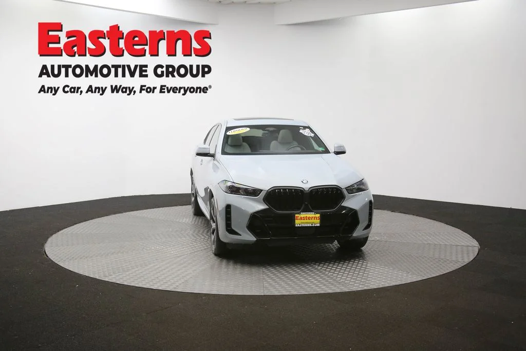 Used 2024 Gray BMW xDrive40i image 54