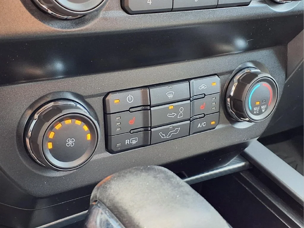 Used 2020 Red Ford XLT image 22
