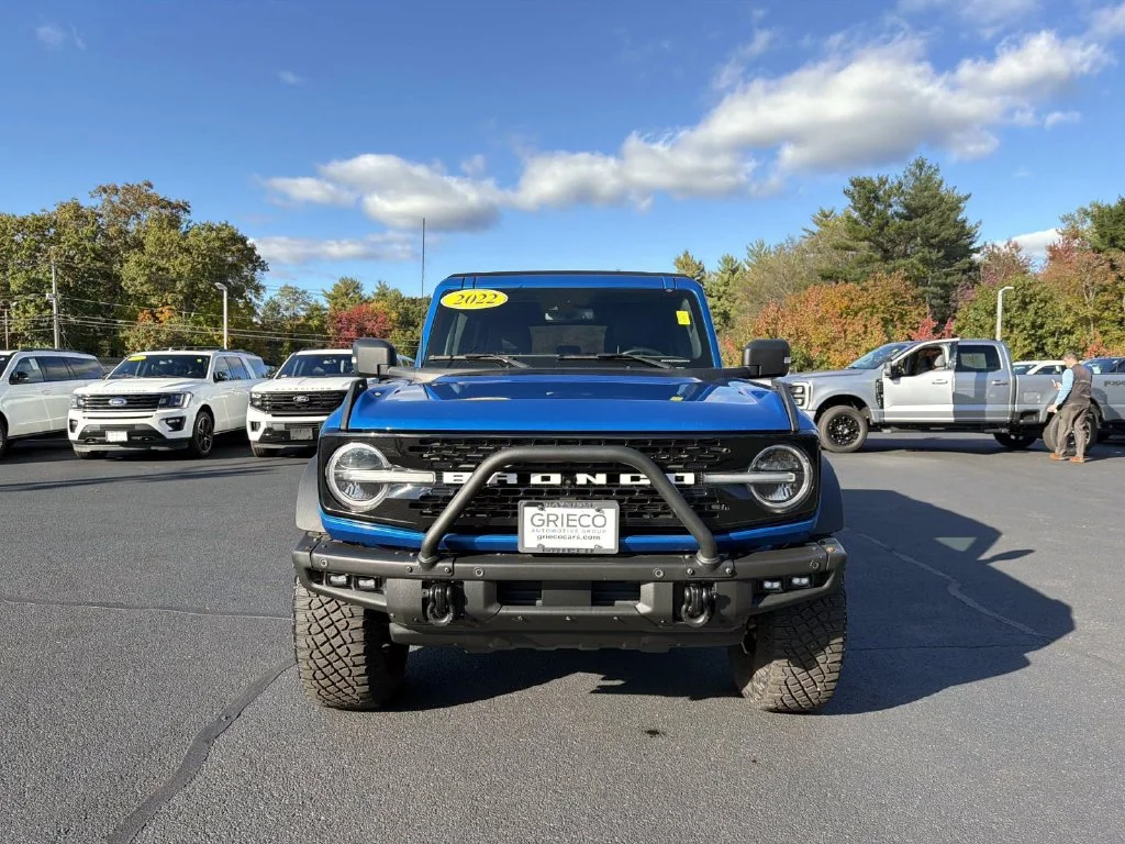 Used 2022 Velocity Blue Metallic Ford Wildtrak image 8