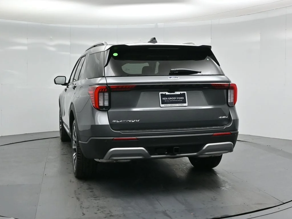 New 2026 Carbonized Gray Metallic Ford Platinum image 29
