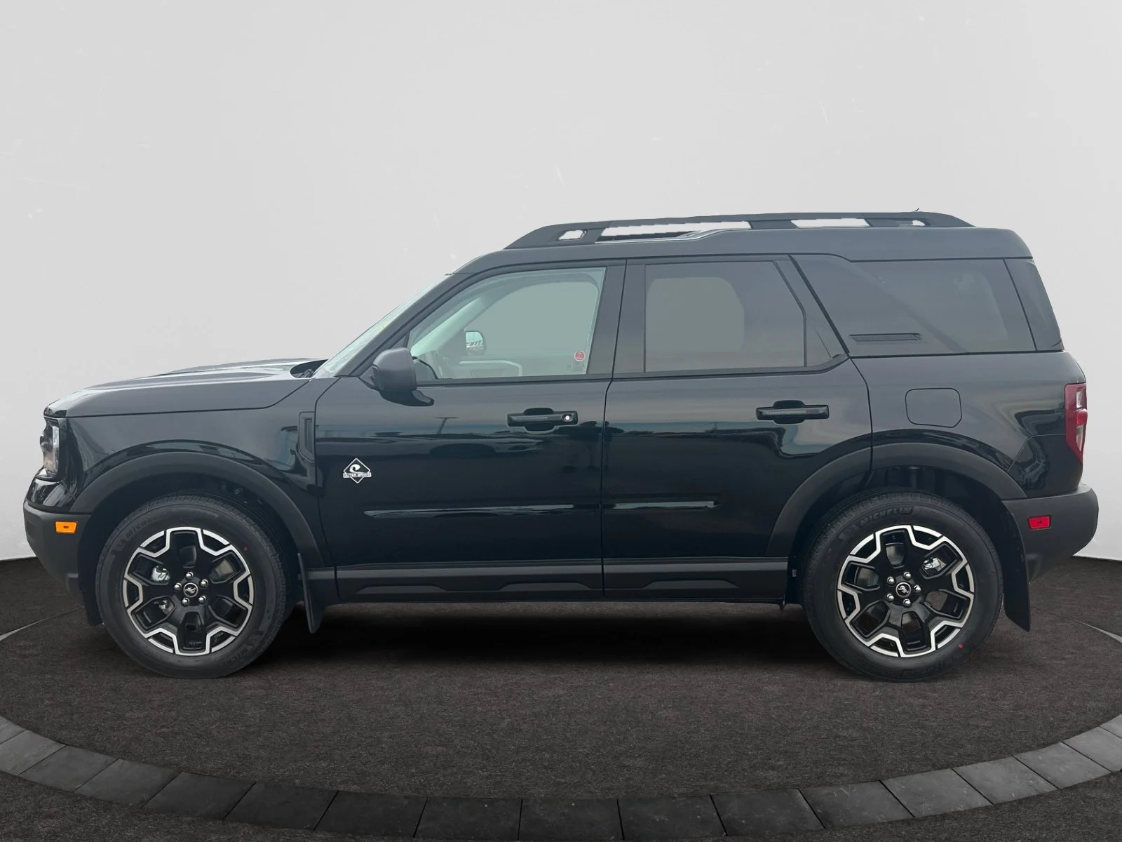 New 2026 Shadow Black Ford Outer Banks image 2