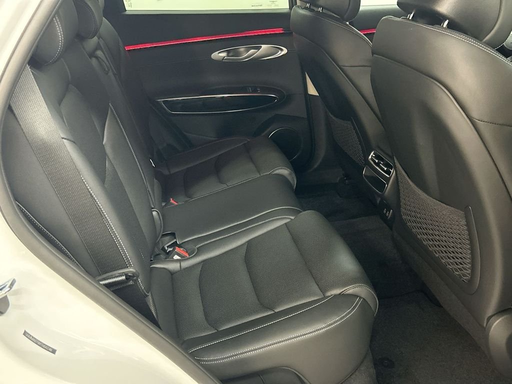 2026 GENESIS GV70 Standard - Photo 15