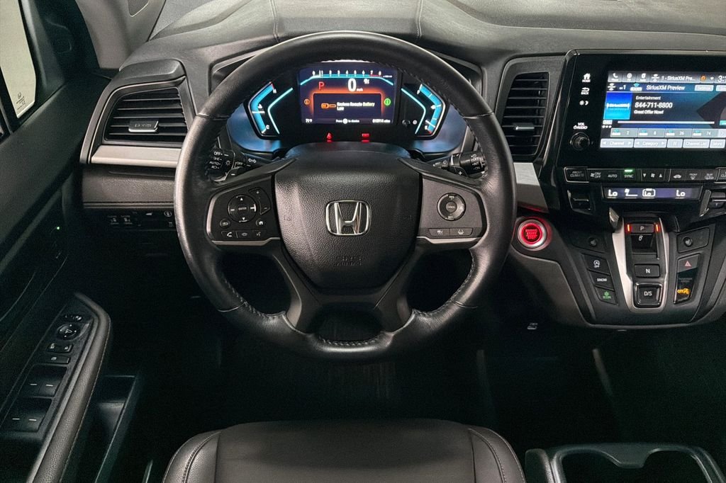 Used 2023  Honda EX-L image 18