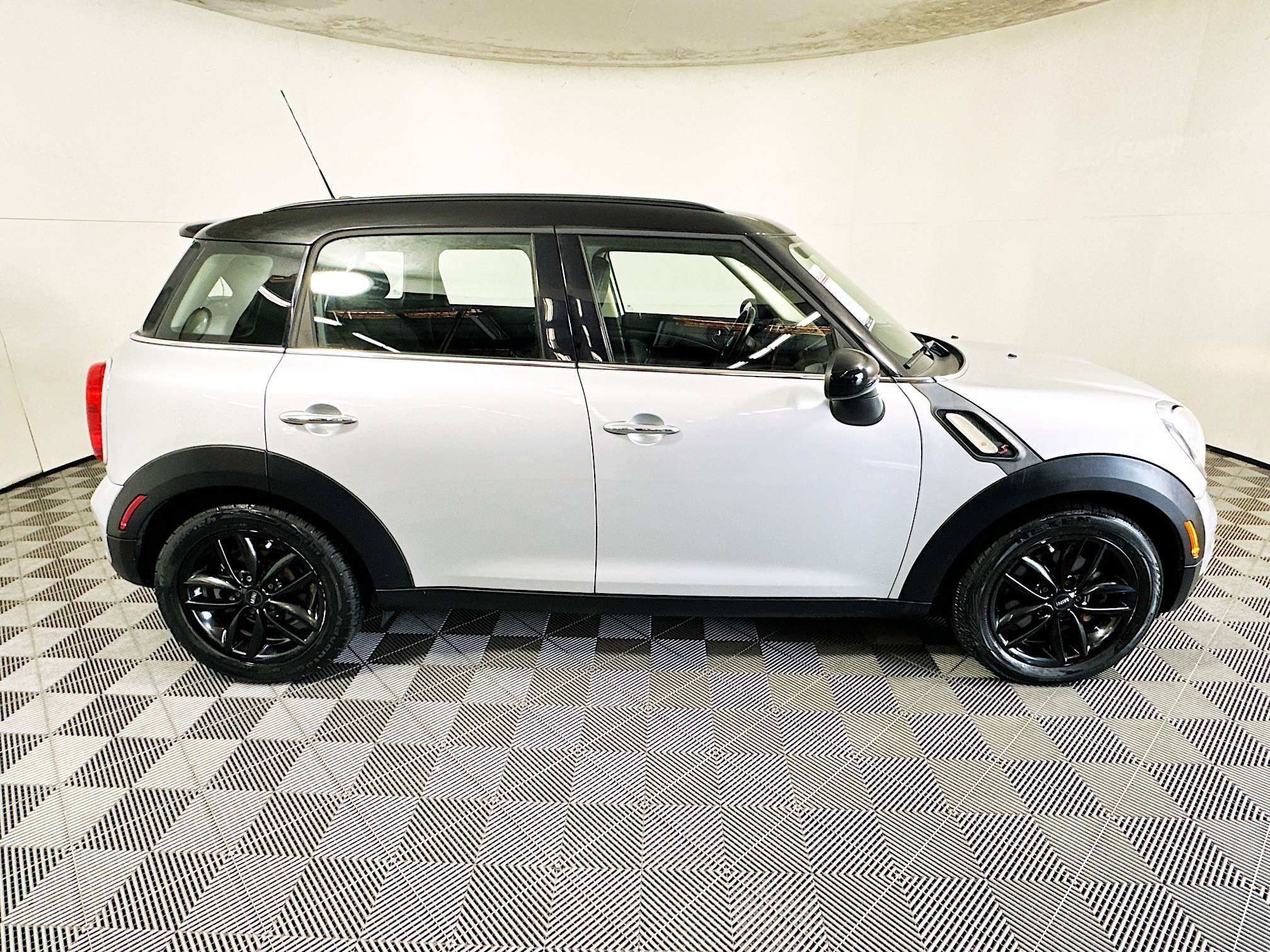 Used 2013 MINI Countryman Countryman S with VIN WMWZC3C50DWP21250 for sale in Coconut Creek, FL