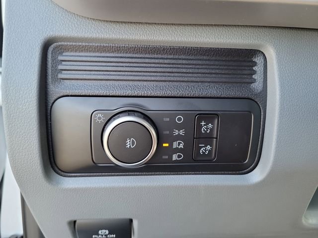 New 2026 Oxford White Ford F-550® XL image 11