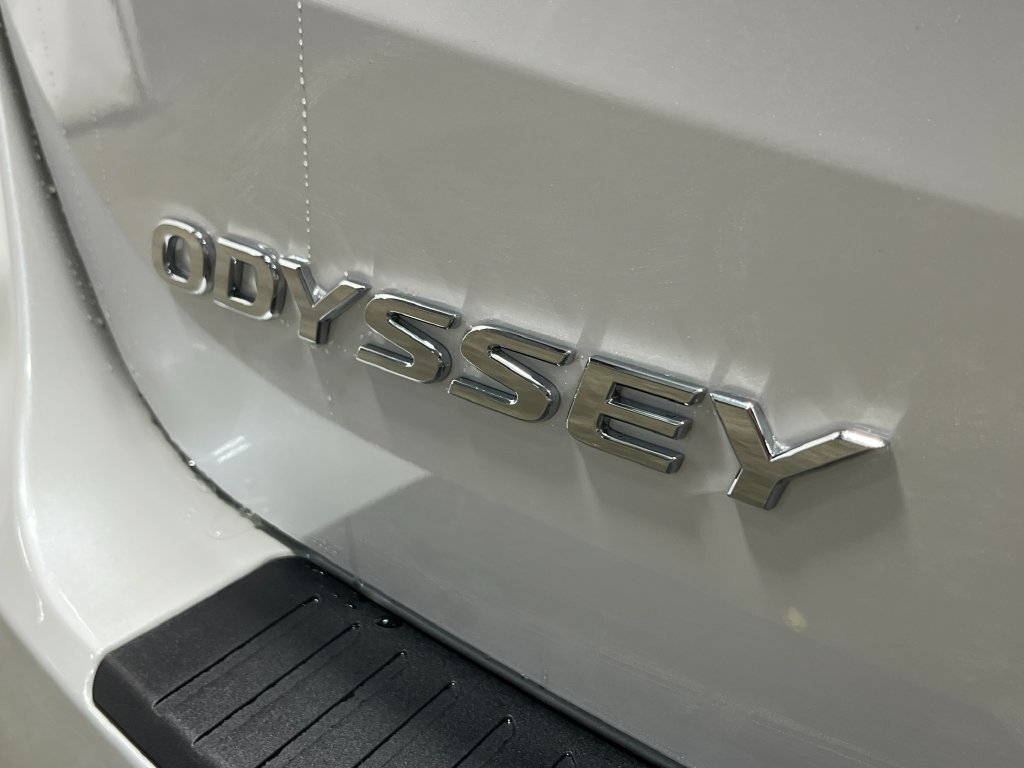 2026 Honda Odyssey EX-L - Photo 10