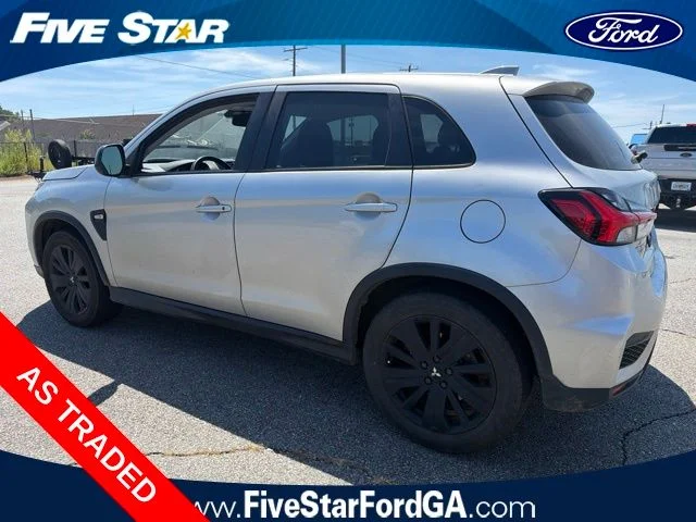 Used 2024 Gray Mitsubishi 2.0 LE image 5