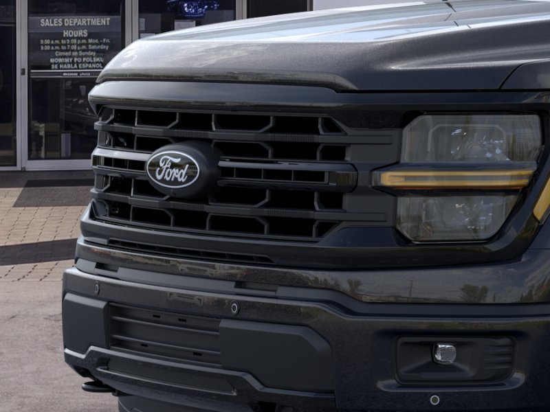 New 2026 Agate Black Metallic Ford XLT image 17