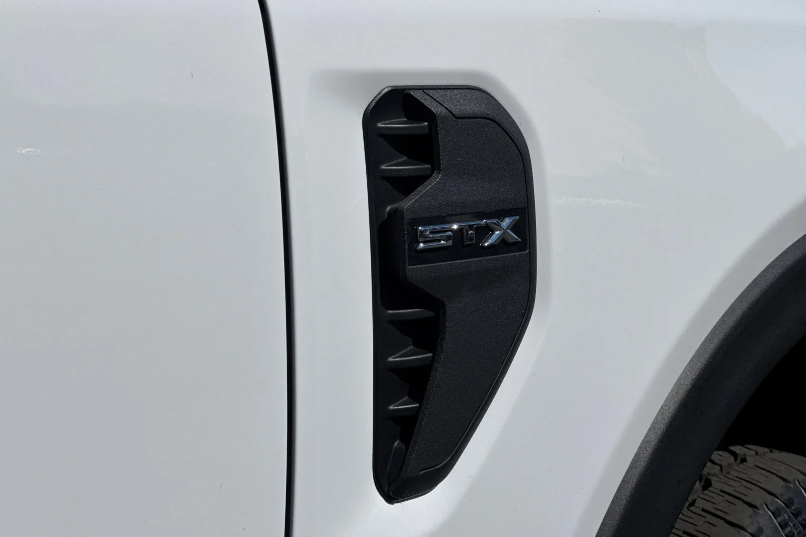 New 2025 White Ford XL image 31