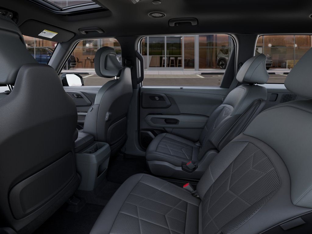 New 2027 White Kia X-Line SX image 18