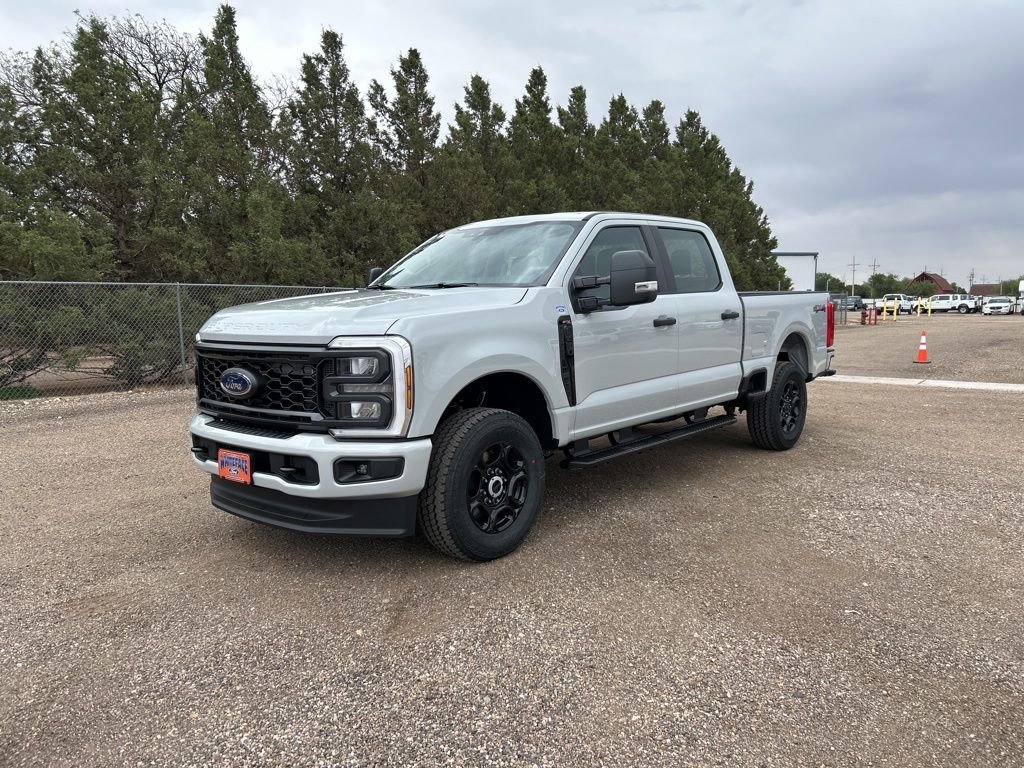 2026 Ford F-250 XL 4x4 Crew Cab 6-3/4' Box's photo