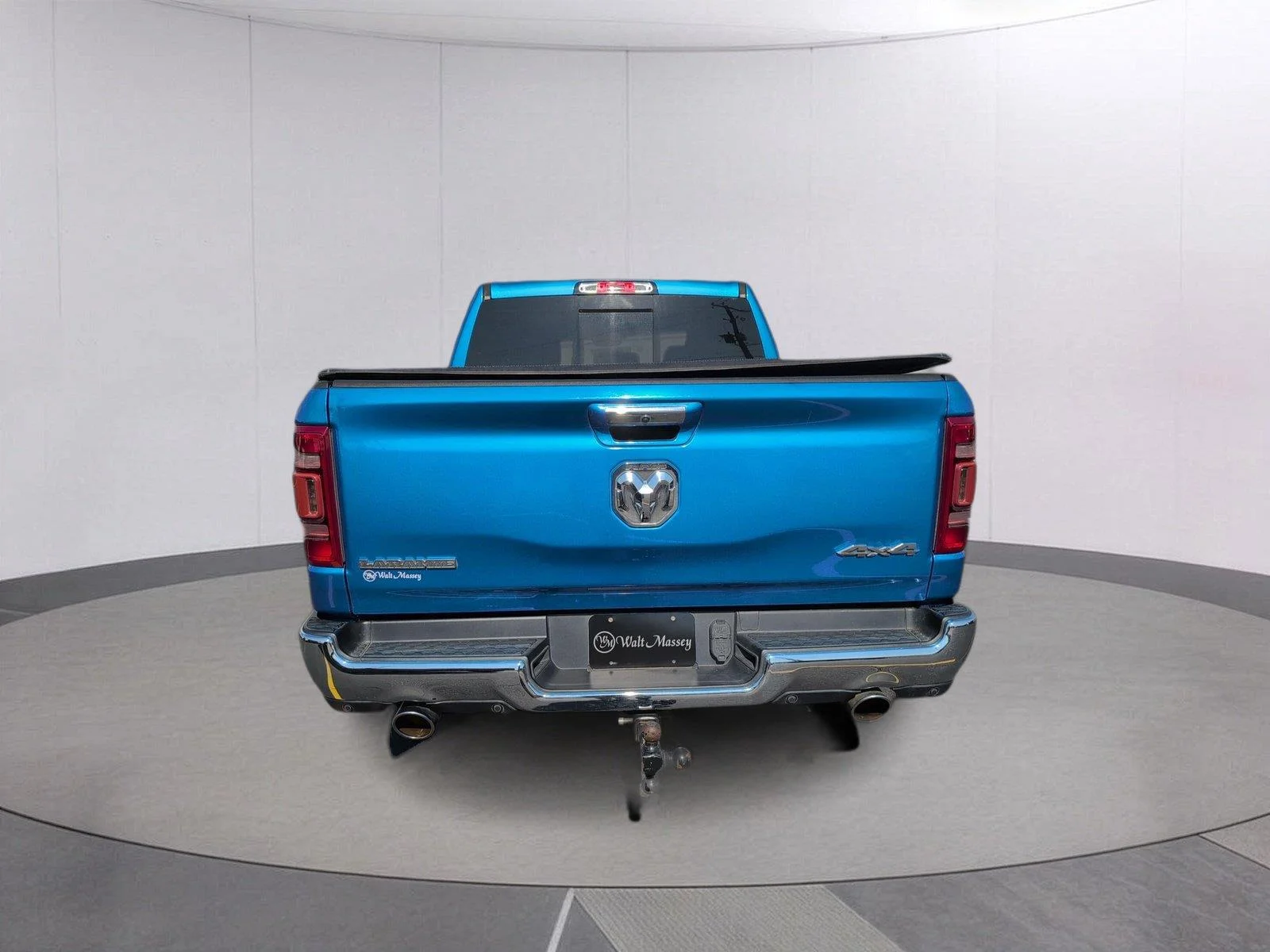 Used 2021 Hydro Blue Pearlcoat Ram Laramie image 4
