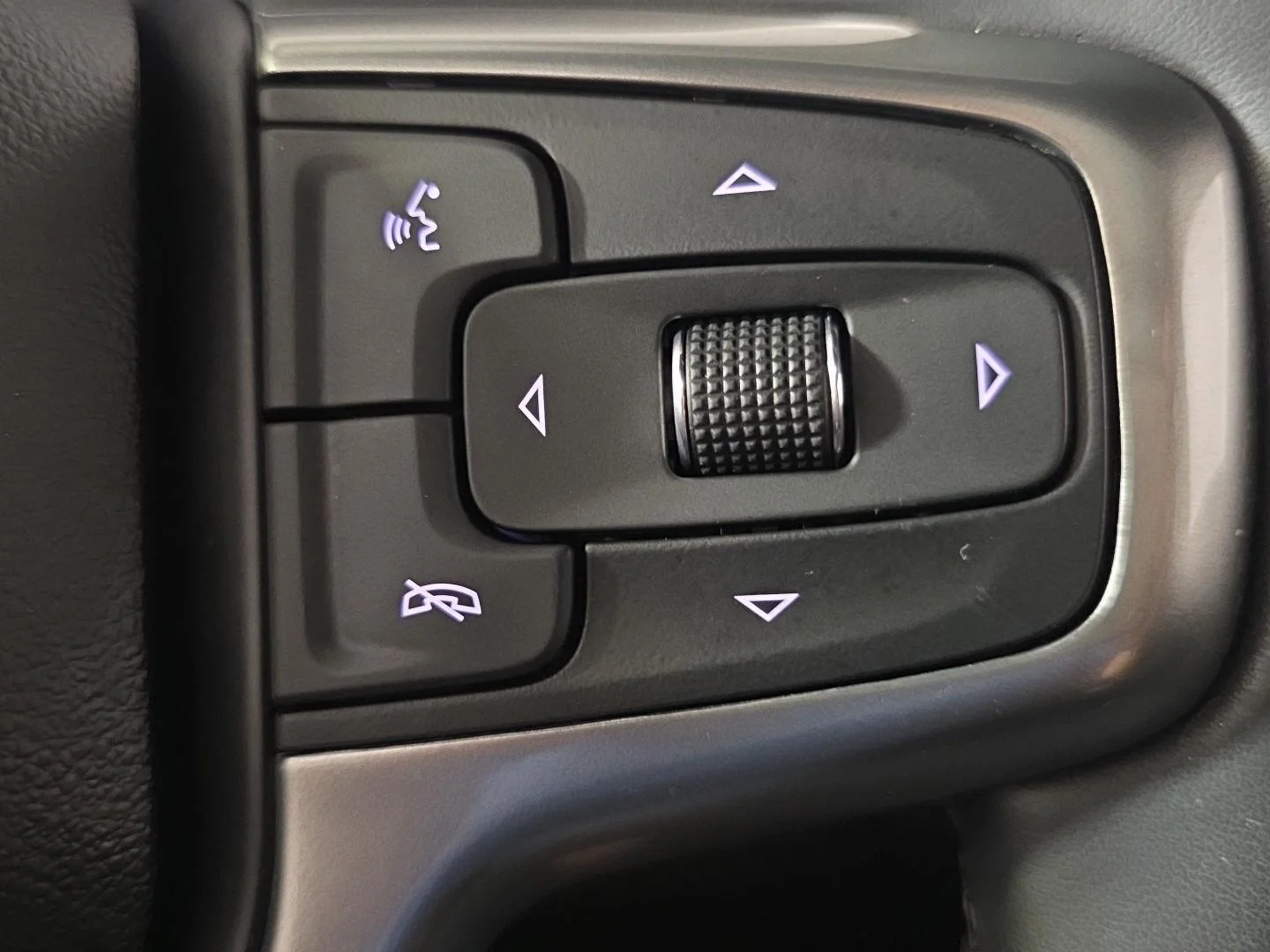Used 2023 Dark Ash Metallic Chevrolet Premier image 21