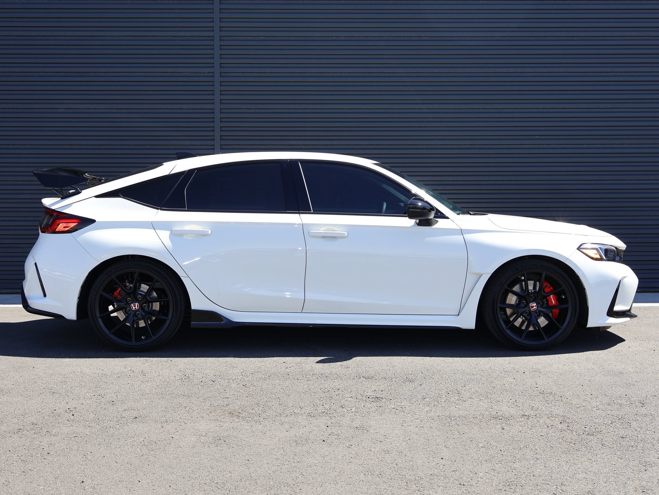 Used 2026 Championship White Honda  image 4