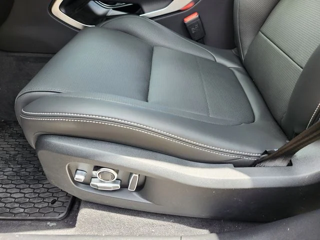 Used 2026 Gray Jaguar P250 R-Dynamic S image 18