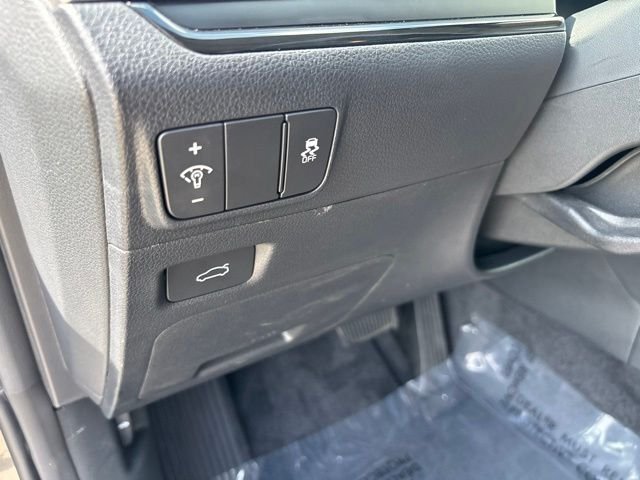 Used 2025 Gray Kia LXS image 16