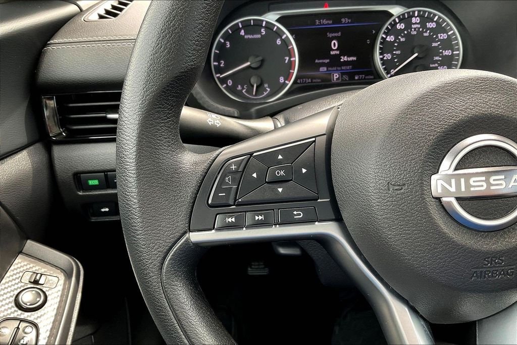 Used 2024 Gray Nissan SV image 14