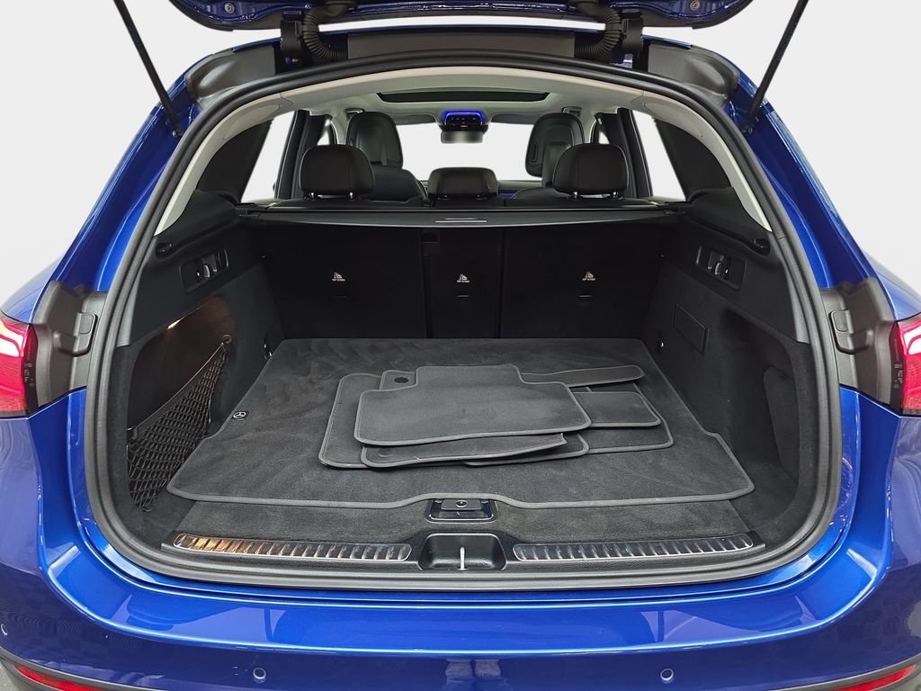 Used 2023 Starling Blue Metallic Mercedes-Benz GLC 300 image 14