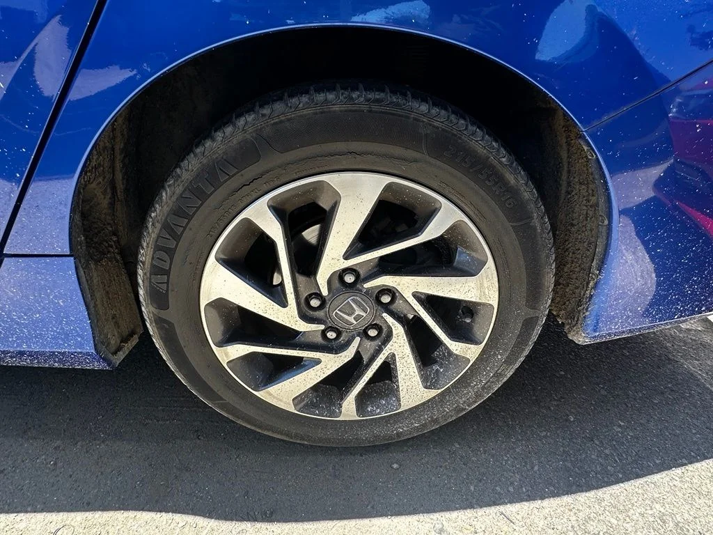 Used 2016 Blue Honda EX image 23