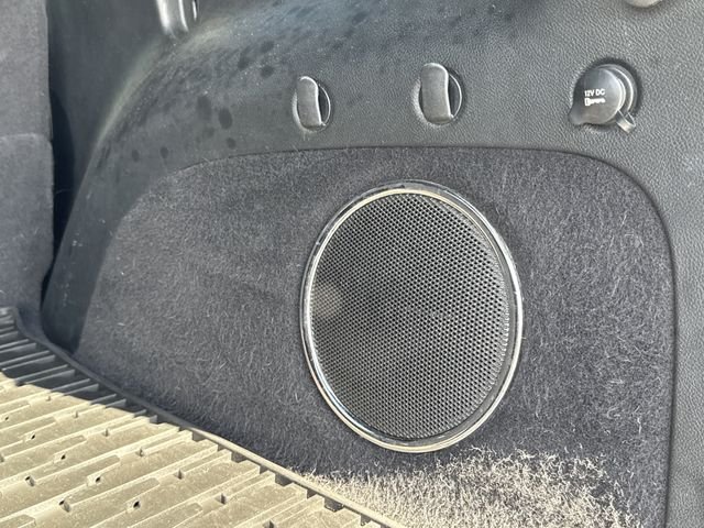 Used 2018 Gray Jeep Overland image 23