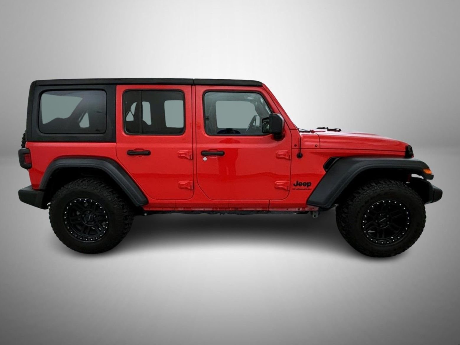 Used 2023 Red Jeep Sport S image 4