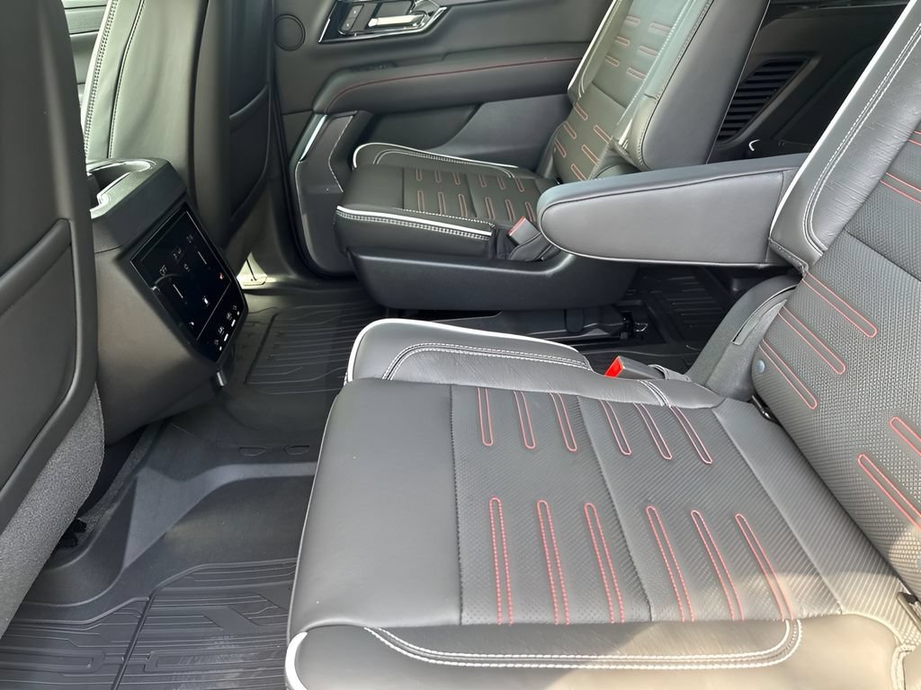 2026 GMC Yukon AT4 Ultimate - Photo 22