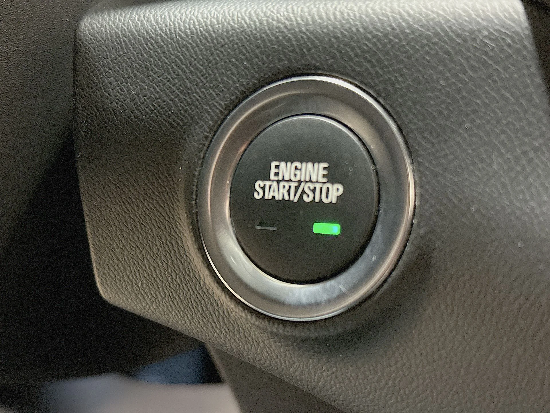 Used 2023 Summit White GMC SLE image 16