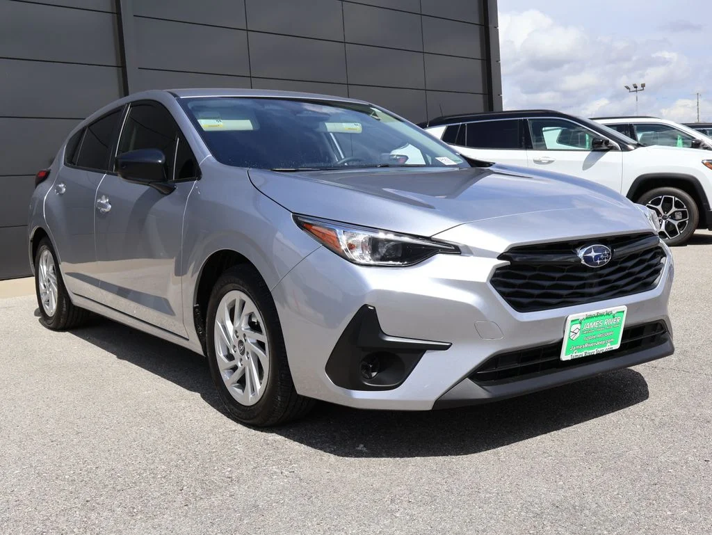 Used 2024 Silver Subaru Base image 6