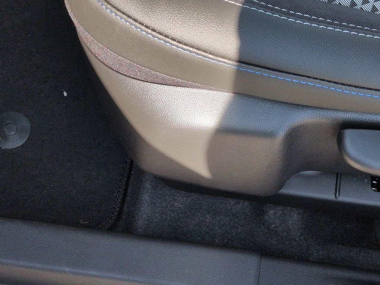 2026 Chevrolet Trax LT - Photo 36