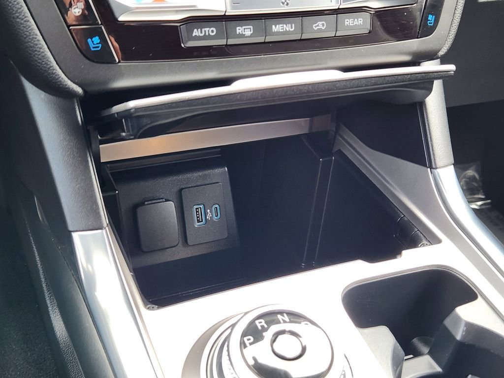 Used 2020 Silver Ford ST image 17