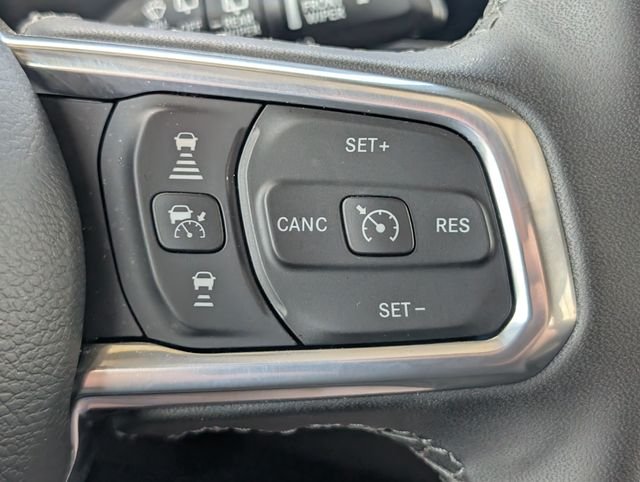 Used 2025 Gray Jeep Sahara 4xe image 23