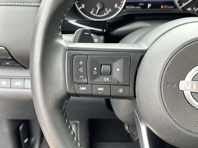 Used 2025 Silver Nissan SV image 30