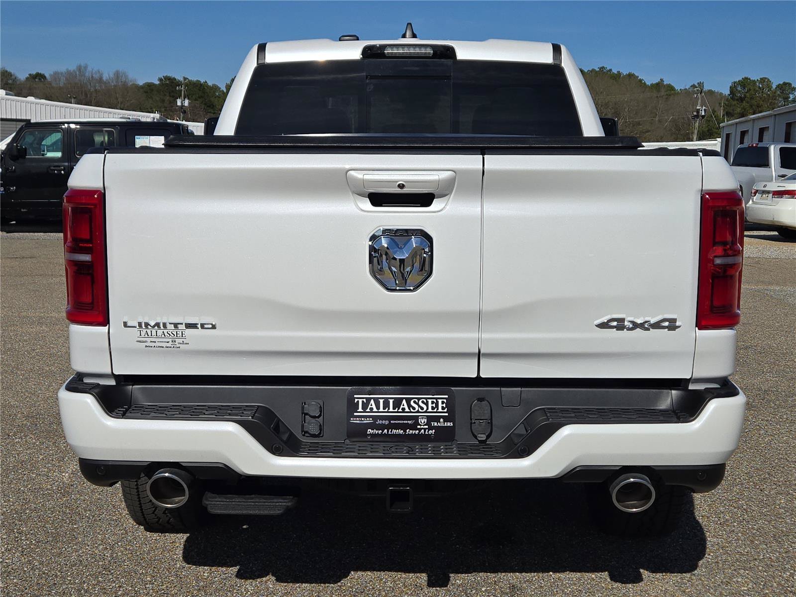 New 2026 Ivory White Tri-Coat Pearlcoat Ram Limited image 8