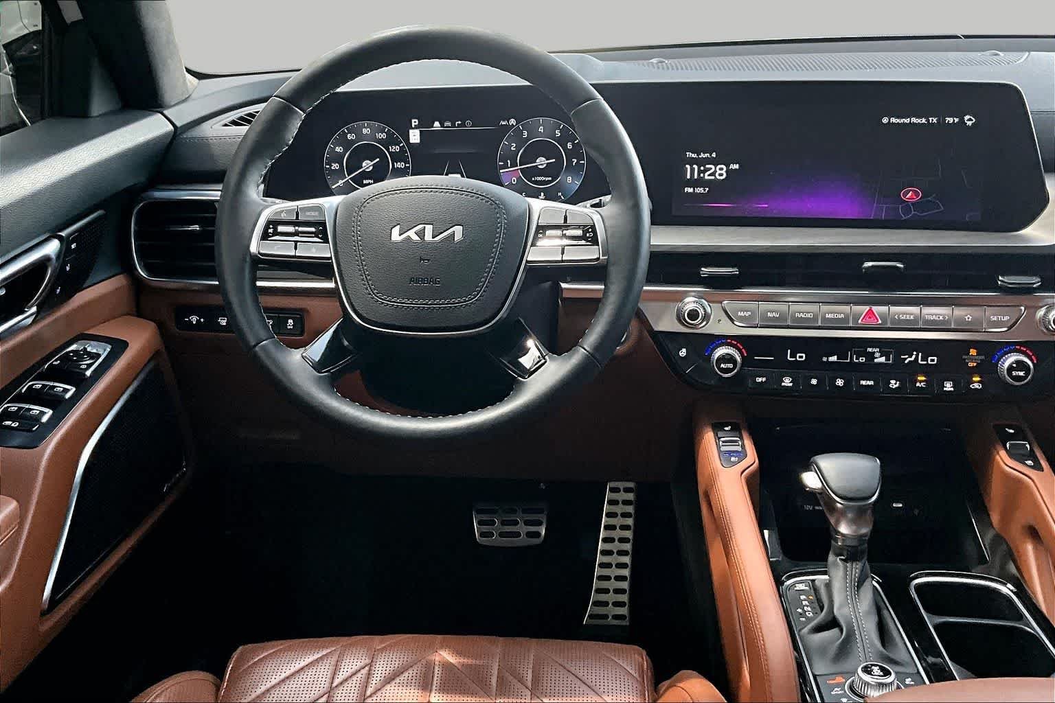 Used 2024 Glacial White Pearl Kia SX Prestige X-Line image 6